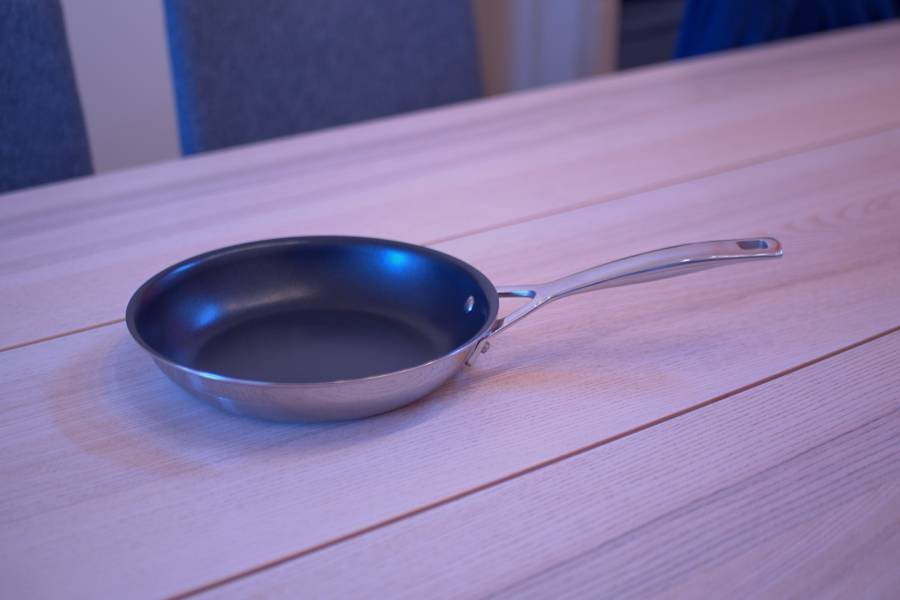 Le Creuset Poêle à omelette